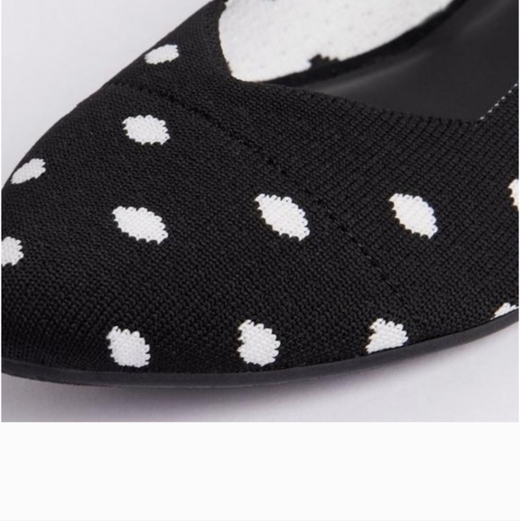 NWOT Torrid Polka Dot Flats - Knit Black in sz 8 - Picture 2 of 2